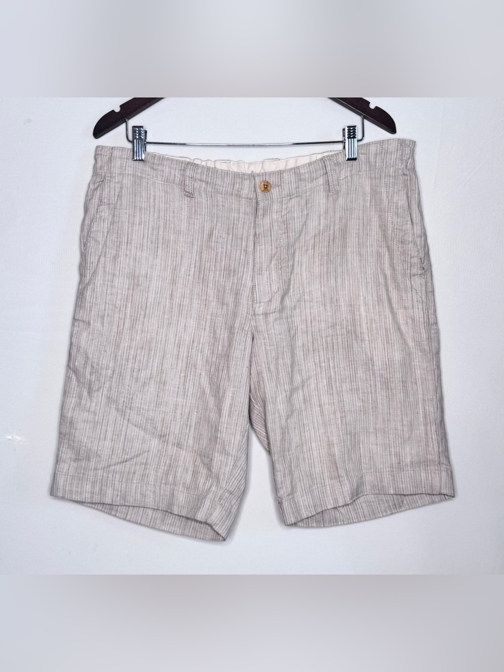 Tommy Bahama Linen Blend Stripe Shorts Men’s L Beige Flat Front Resort
